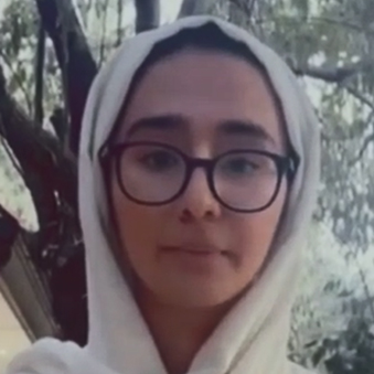 نیلوفر کریمی